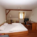 Lebert Restaurant Guest house Windelsbach