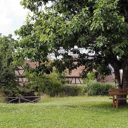 Lebert Restaurant Guest house