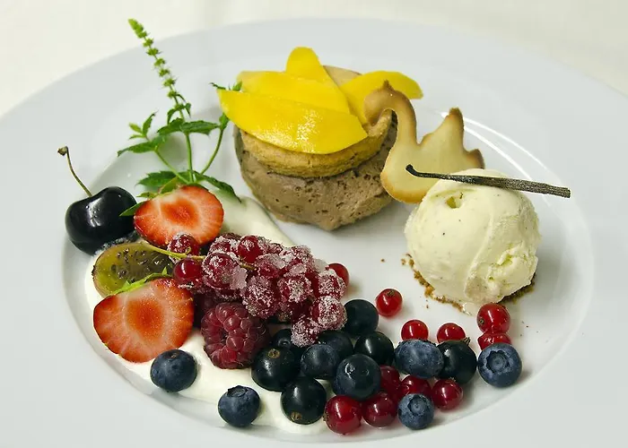 Lebert Restaurant 3*